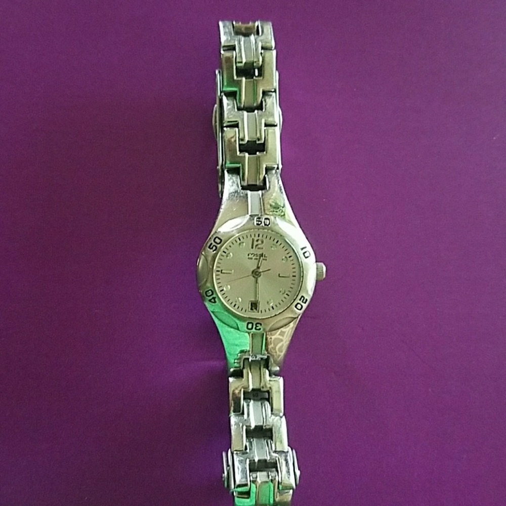 Fossil watch 100 m